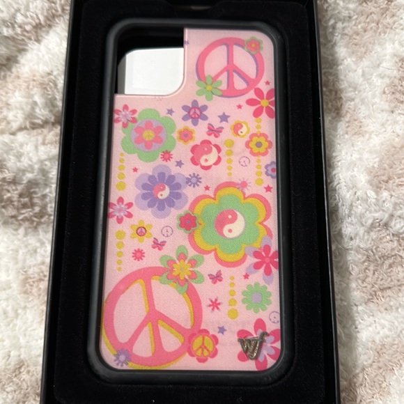 iphone 11 wildflower case - Picture 2 of 3